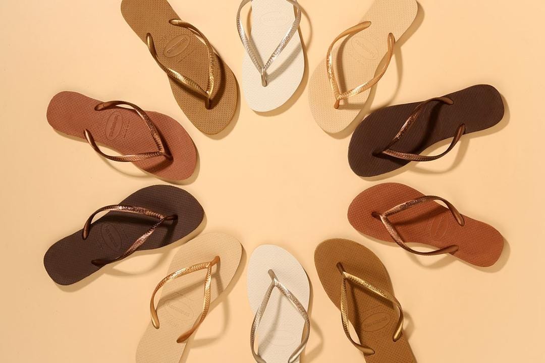 Havaianas Perkenalkan Koleksi Slim Neutral untuk Musim Panas