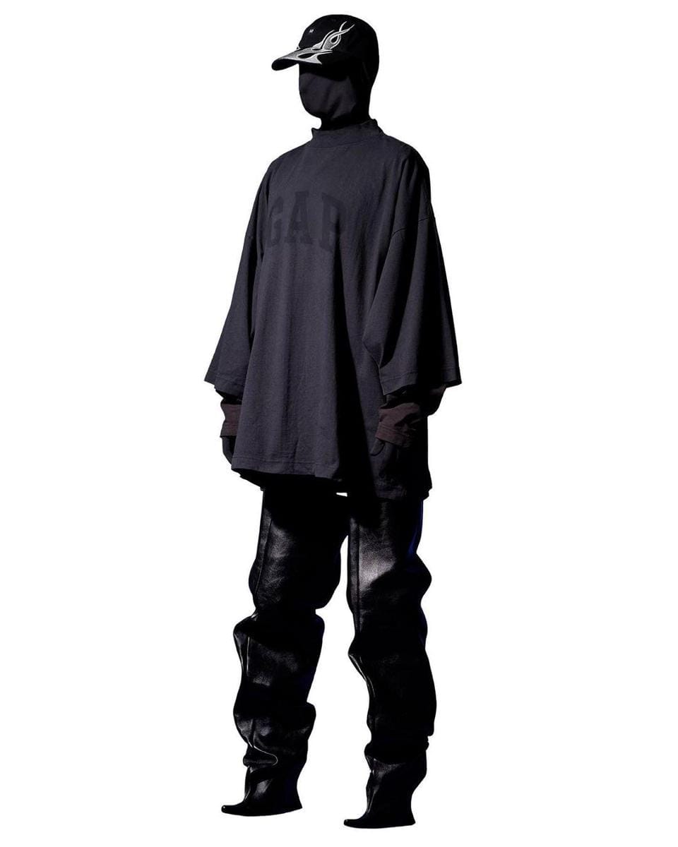 instagram.com/yeezyxgap