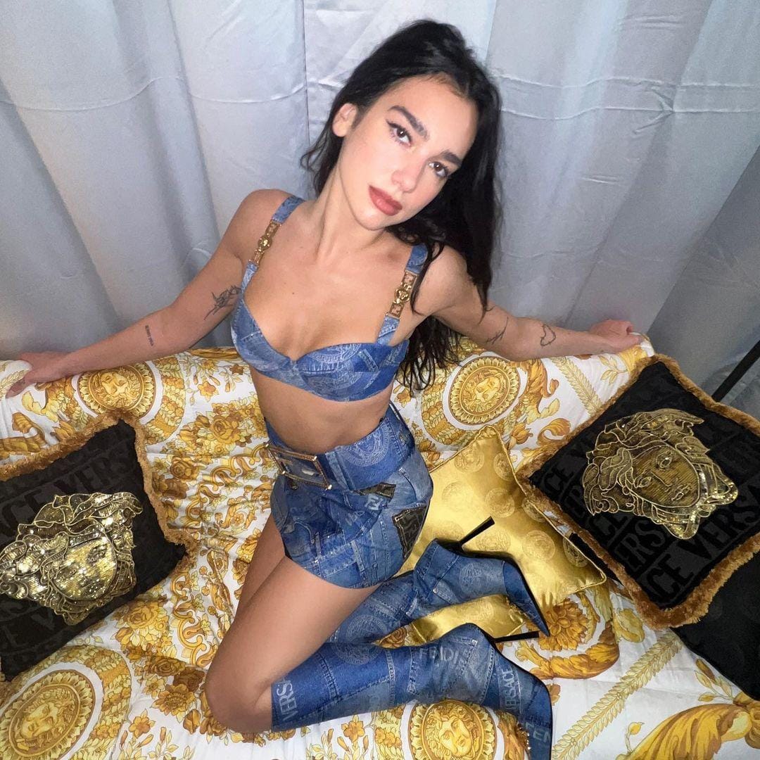instagram.com/dualipa