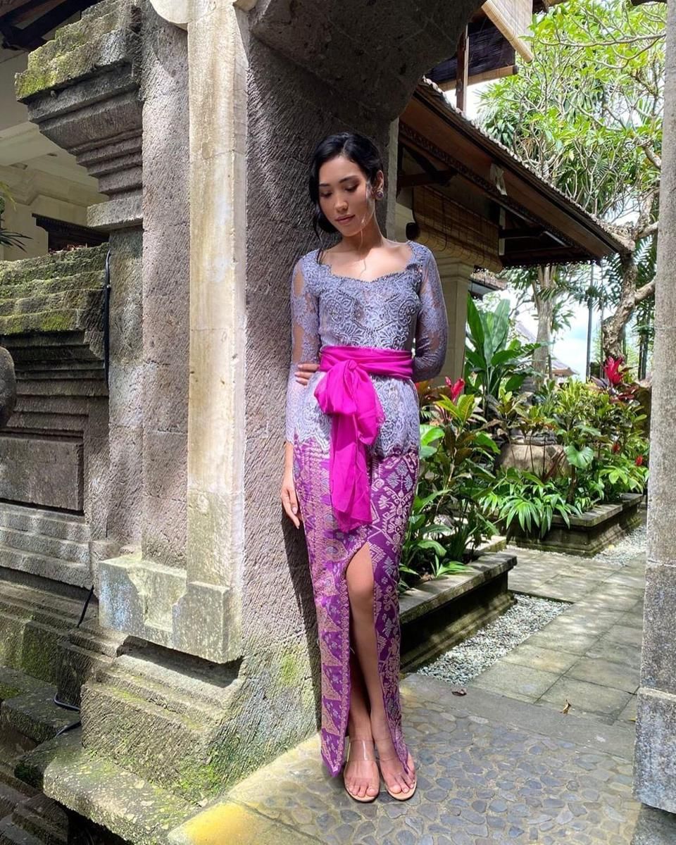 instagram.com/laksmideneefe