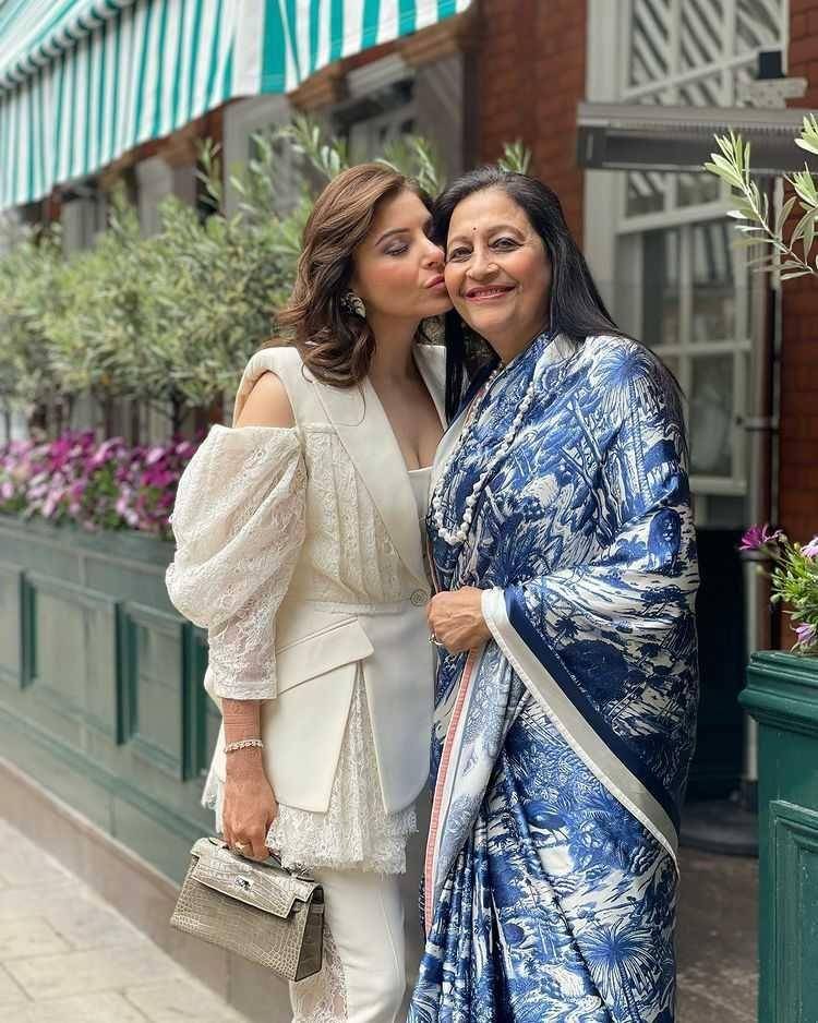 Instagram.com/kanik4kapoor