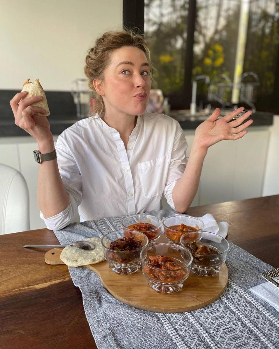 Instagram.com/ @amberheard