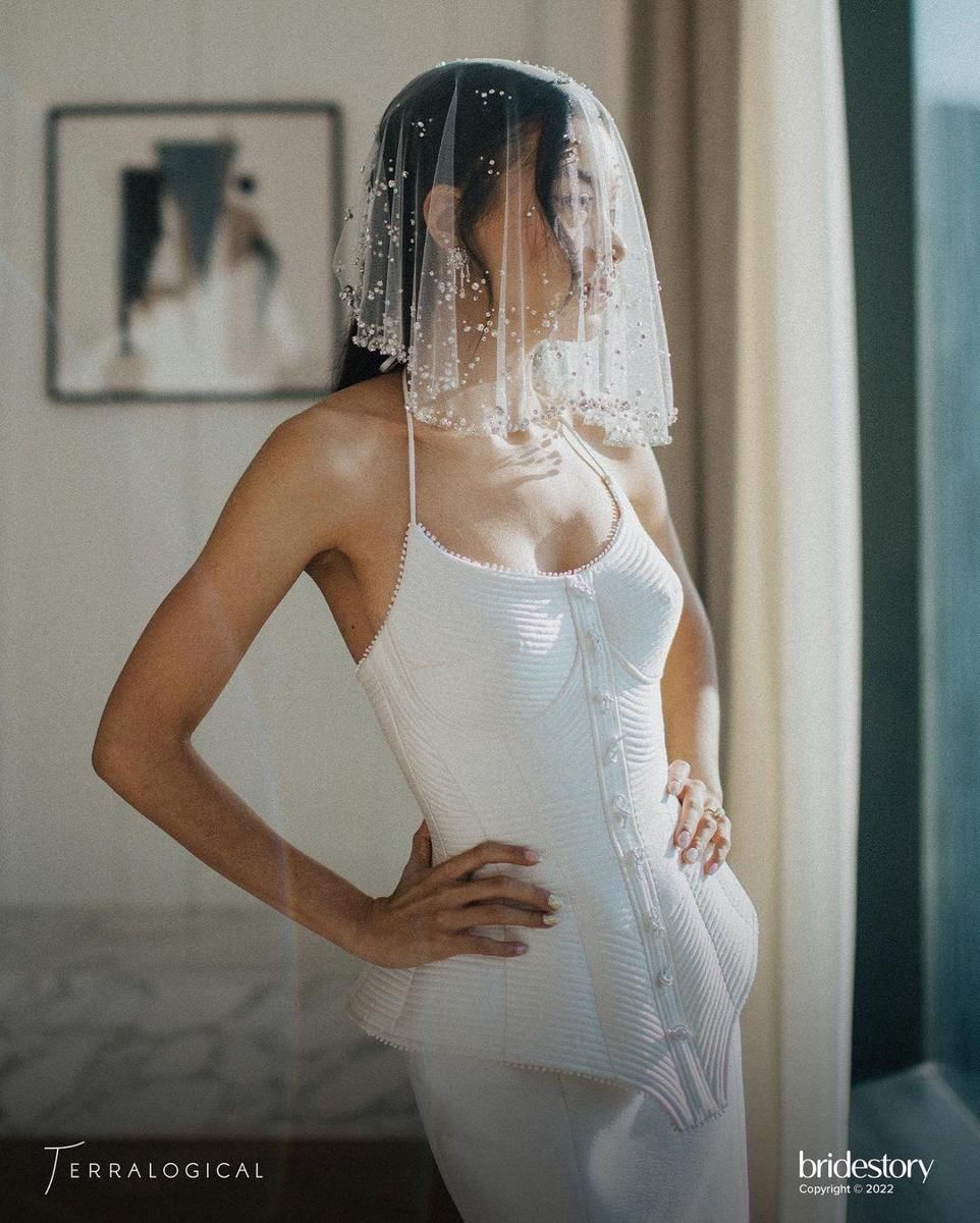 instagram.com/thebridestory