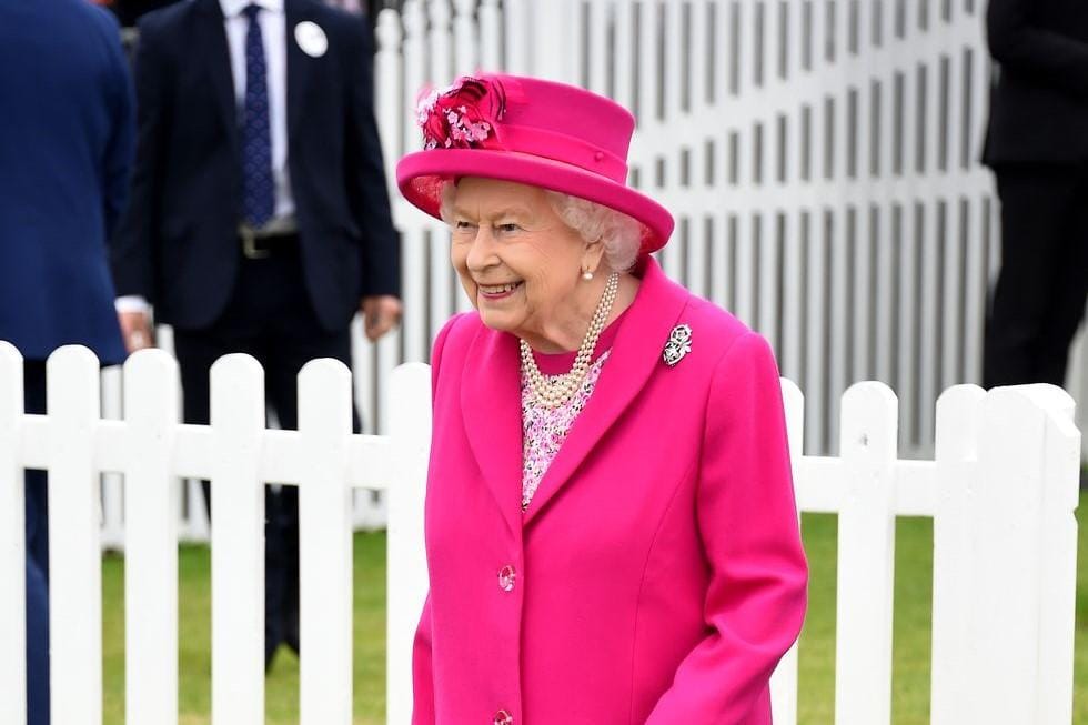 Genap Berusia 96 Tahun, Intip Gaya Terbaik Ratu Elizabeth