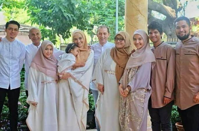 Instagram.com/shireensungkar