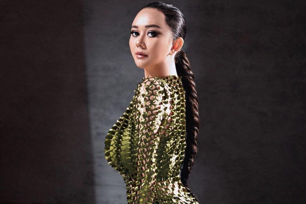 instagram.com/aurakasih