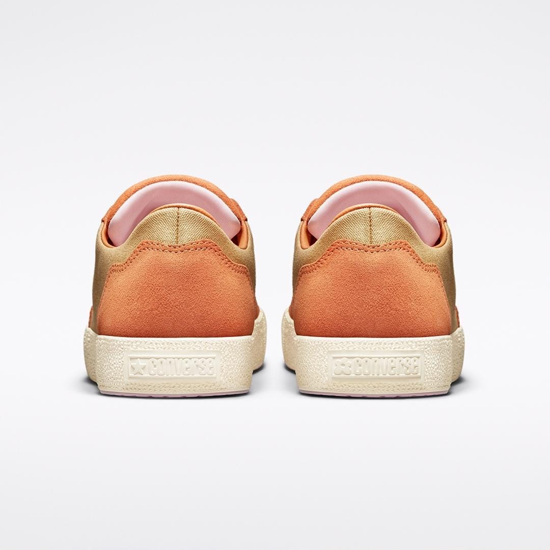 dok. Converse