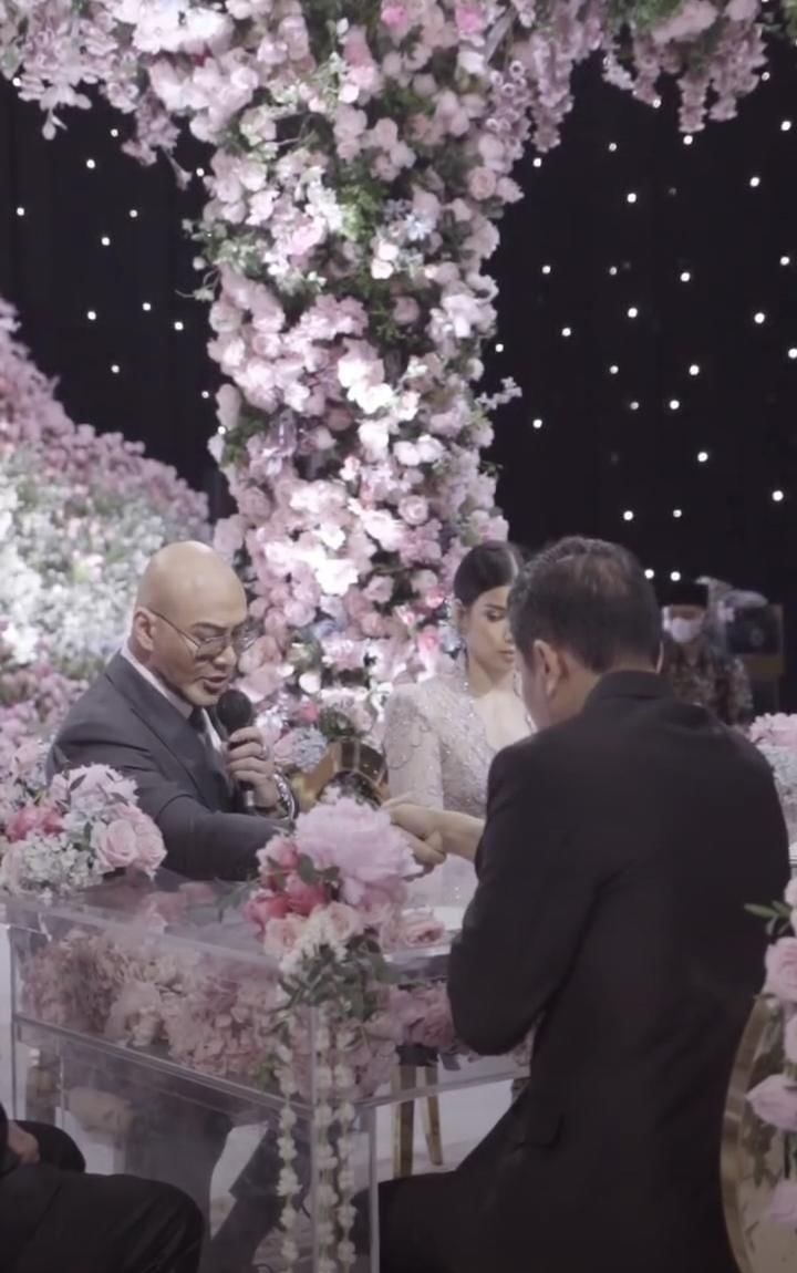 Instagram.com/sabrinachairunnisa_