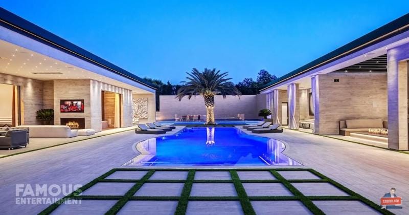 YouTube.com/Famous Entertainment