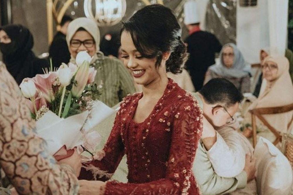 Manisnya Mutia Annisa, Putri Anies Baswedan Saat Kenakan Kebaya