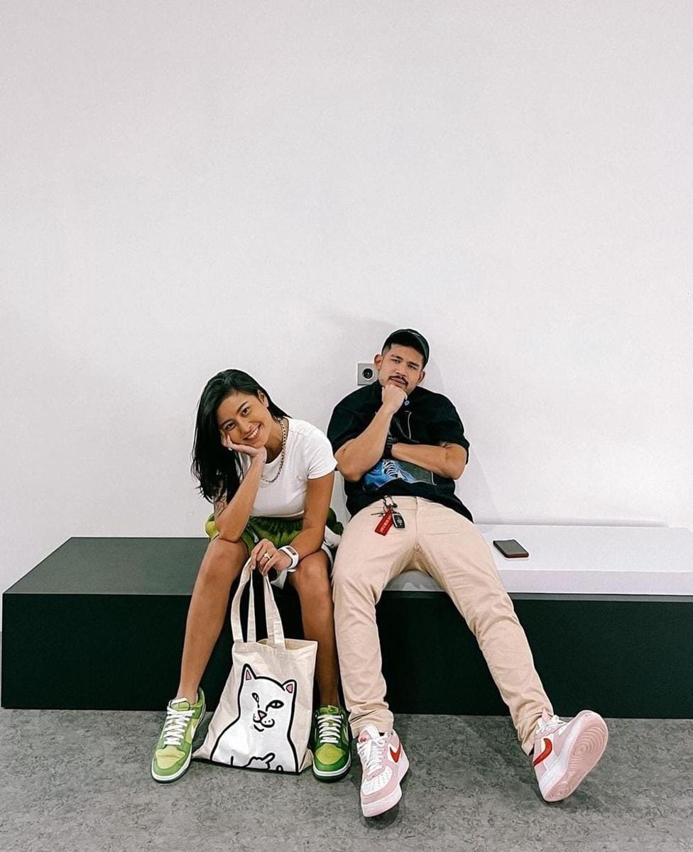 instagram.com/awkarin