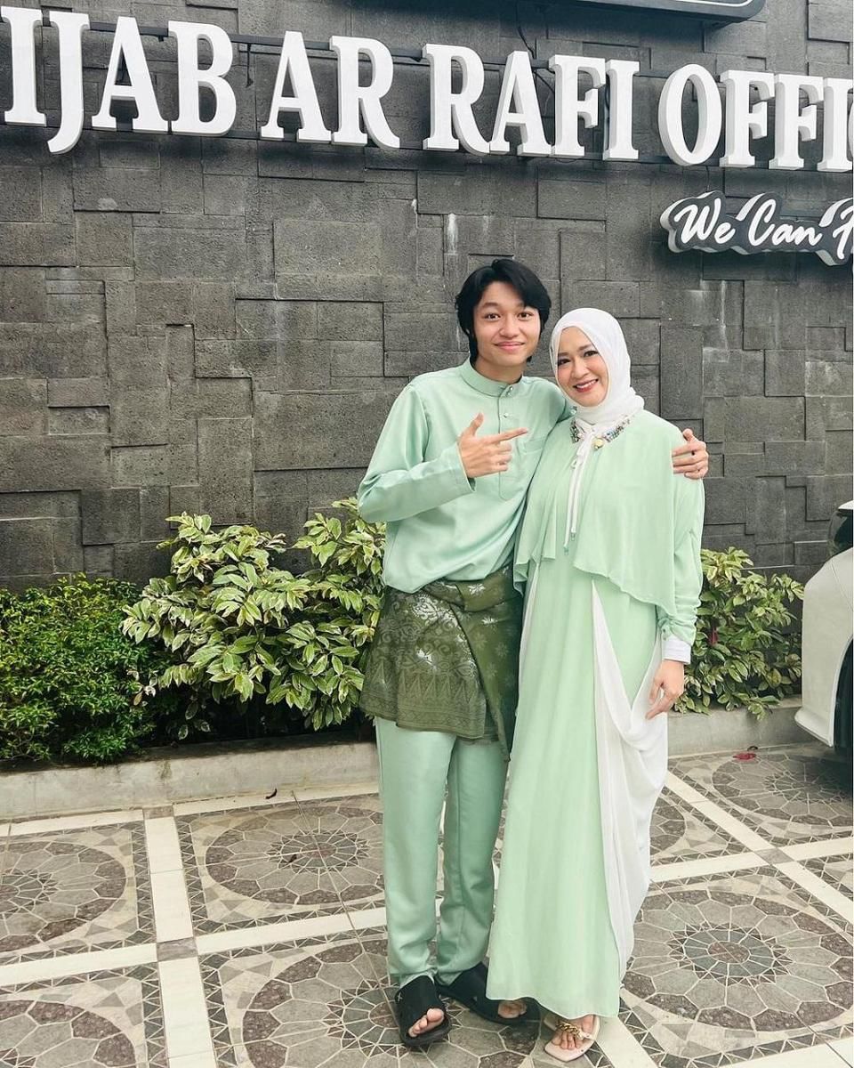 Instagram.com/okieagustina_