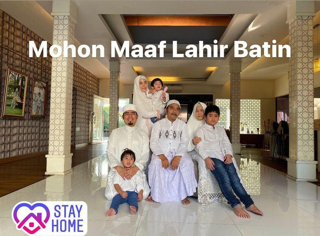 instagram.com/apriljasmine85