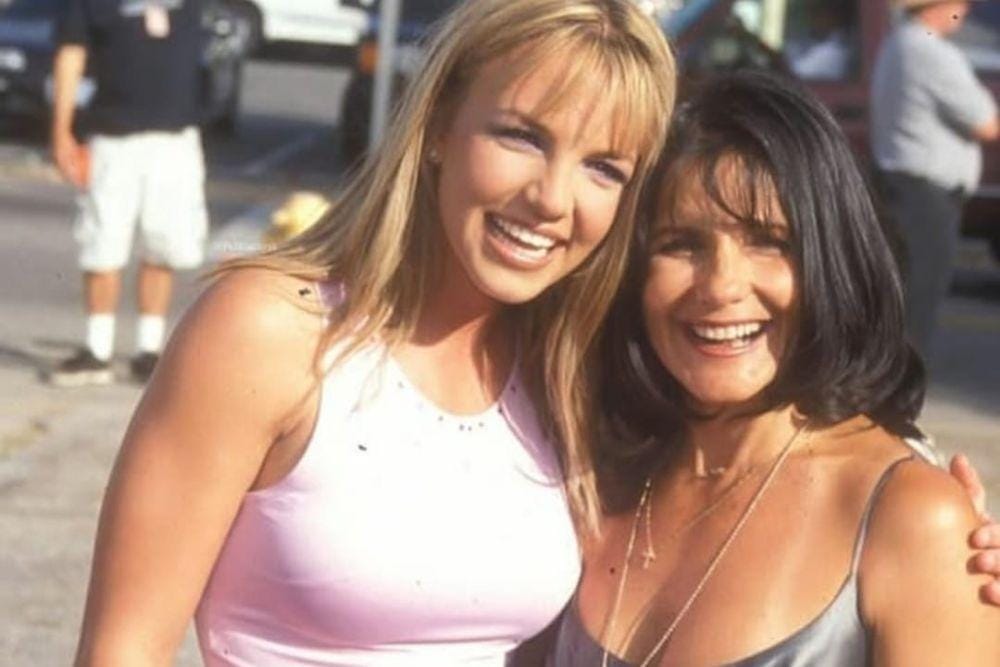 instagram.com/britneyspearsjfc