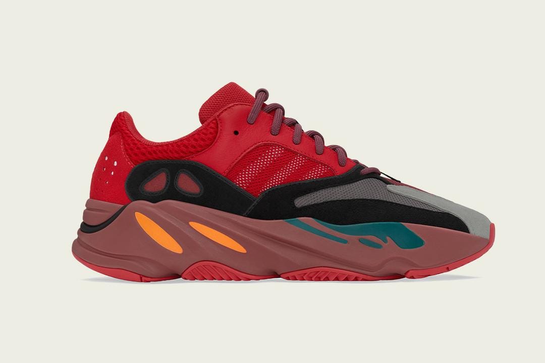 Siap-siap, adidas akan Rilis YEEZY BOOST 700 'Hi-Res Red'