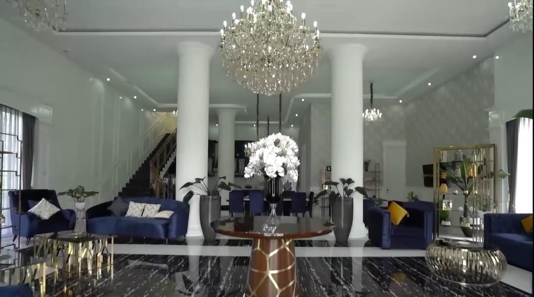 youtube.com/Kartika Putri Official