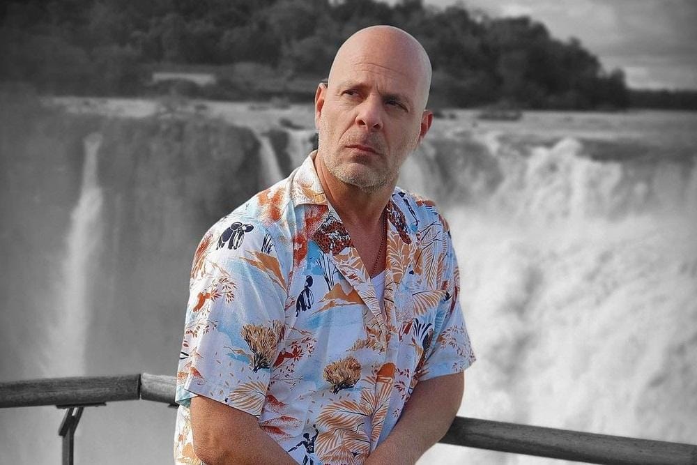 Instagram.com/dobledebruce