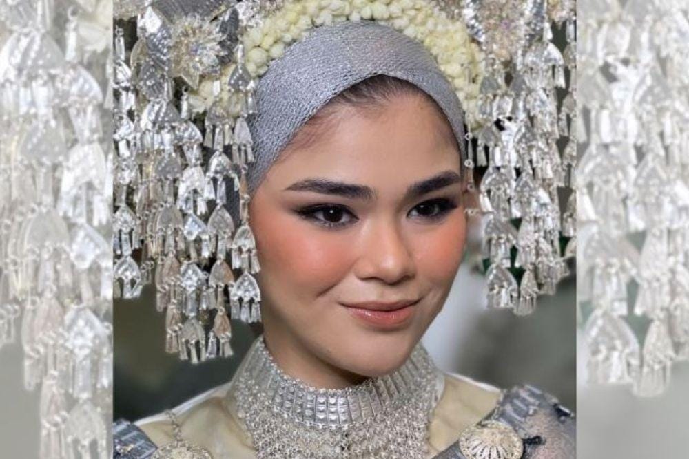 Potret Sivia Azizah, Memukau Kenakan Suntiang di Hari Pernikahan