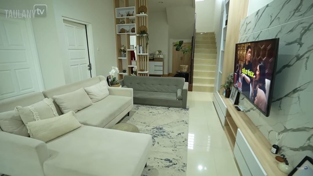 YouTube.com/TAULANY TV