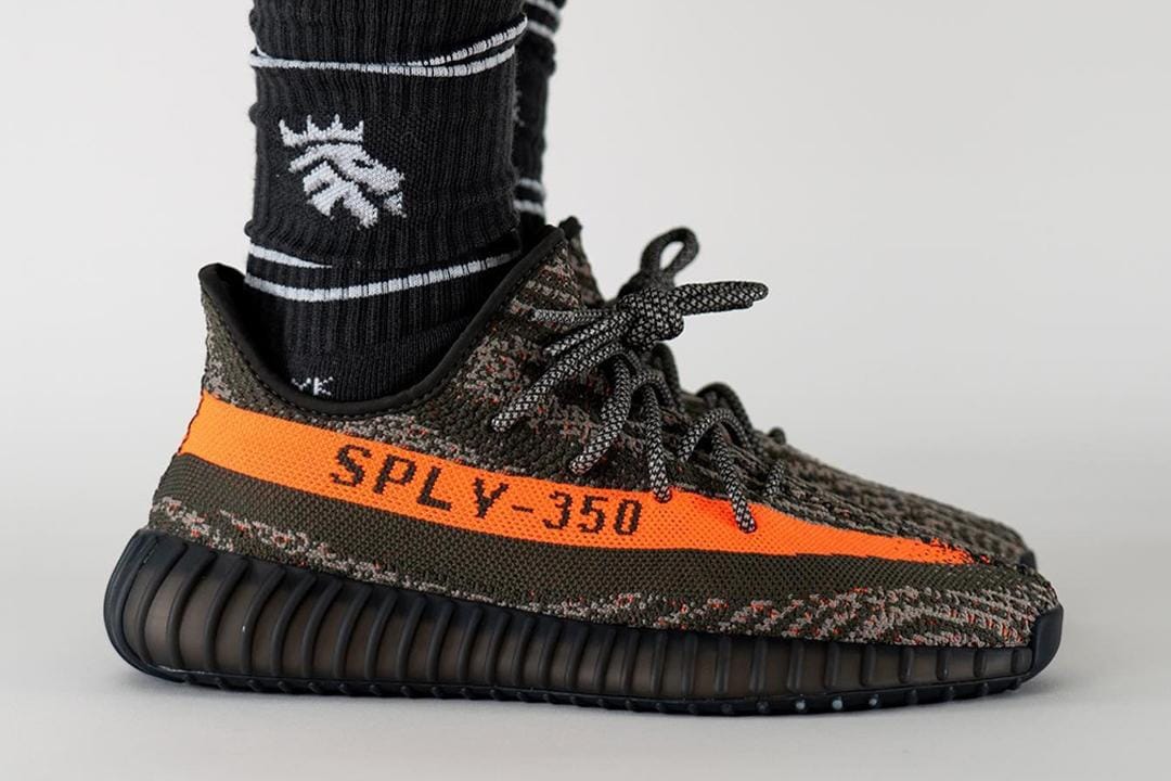 Ini Detail YEEZY BOOST 350 V2 Colorway 'Dark Beluga'