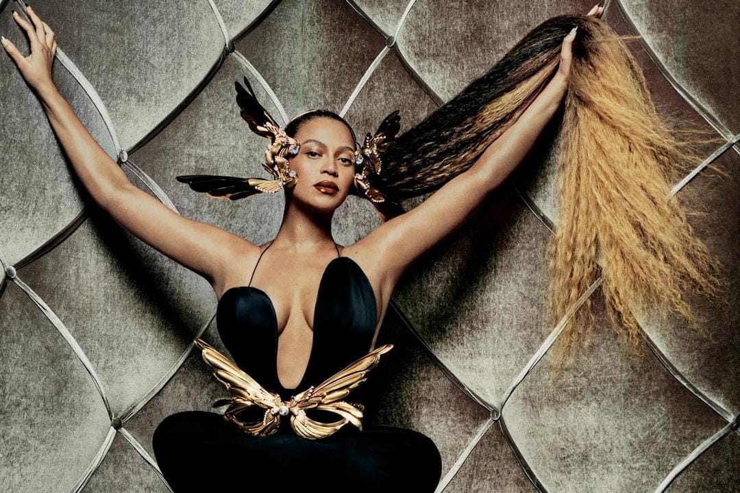 Jelang Rilis Album Baru, Beyoncé Tampil Seksi di Pemotretan Majalah