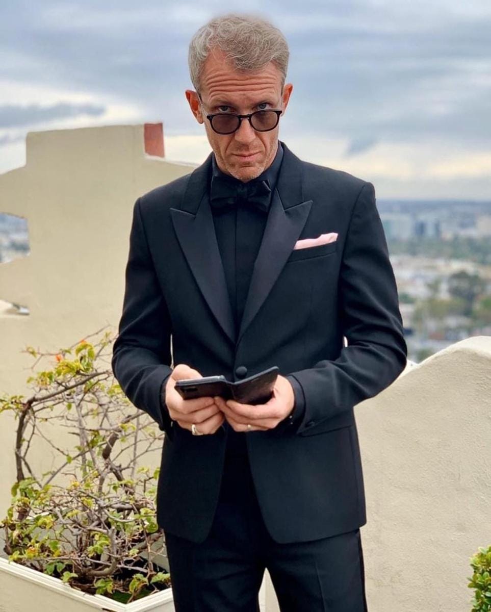 instagram.com/jaronvarsano