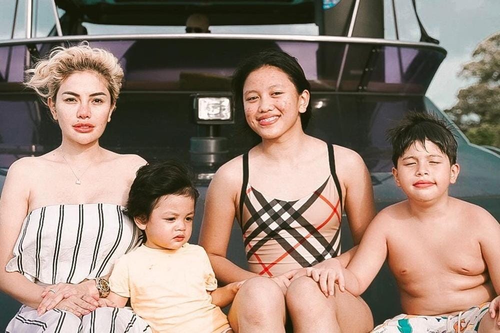 Instagram.com/nikitamirzanimawardi_172