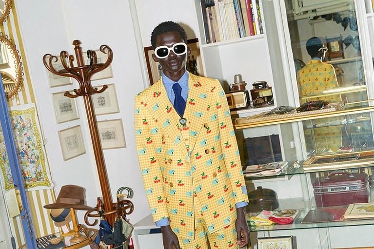 Kolaborasi Gucci & Harry Styles Luncurkan Koleksi 'Ha Ha Ha'
