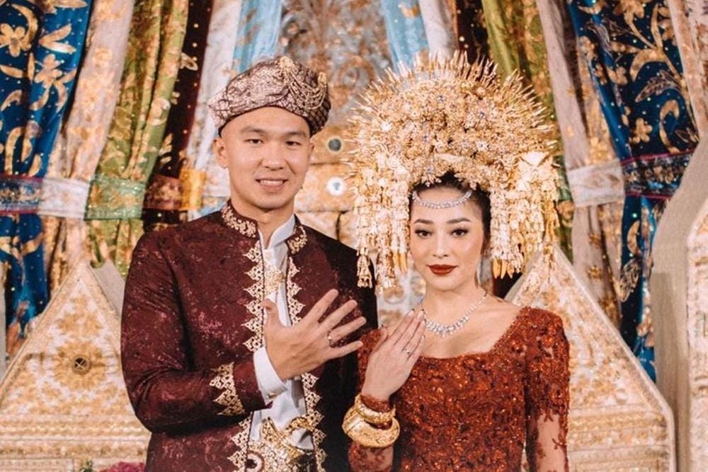 Instagram.com/thebridestory