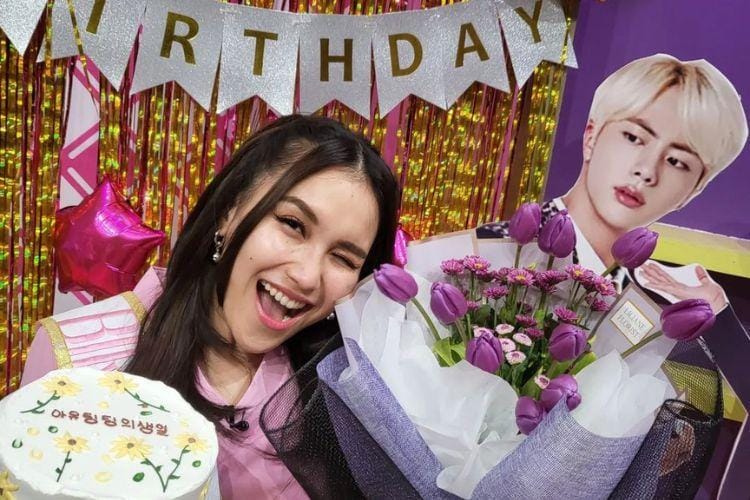 instagram.com/ayutingting92