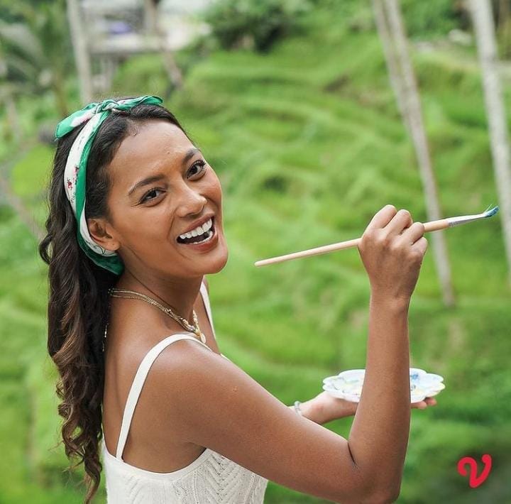 Instagram / Flora Series