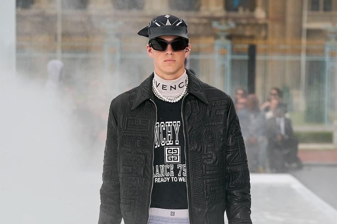 Koleksi Edgy Givenchy Menswear Spring/Summer 2023