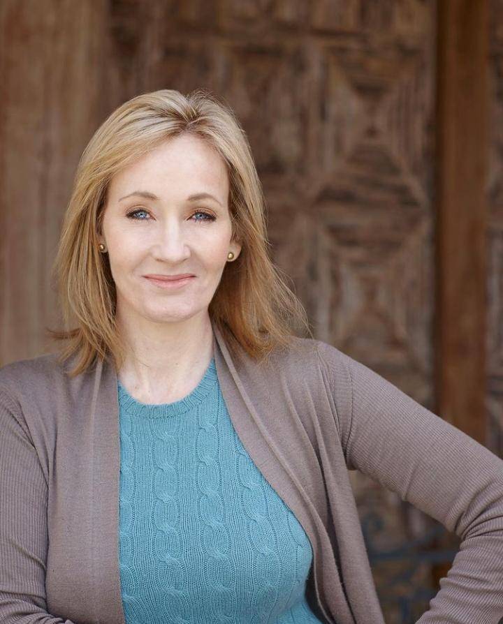 Instagram / jkrowling_official