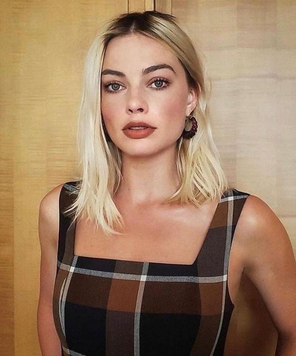 instagram.com/margotrobbieofficial/