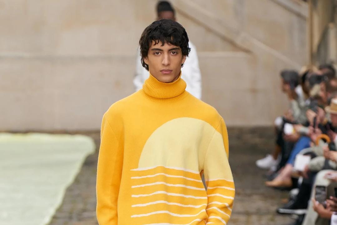 Pakaian Warna-warni di Koleksi Hermès Men’s Spring 2023