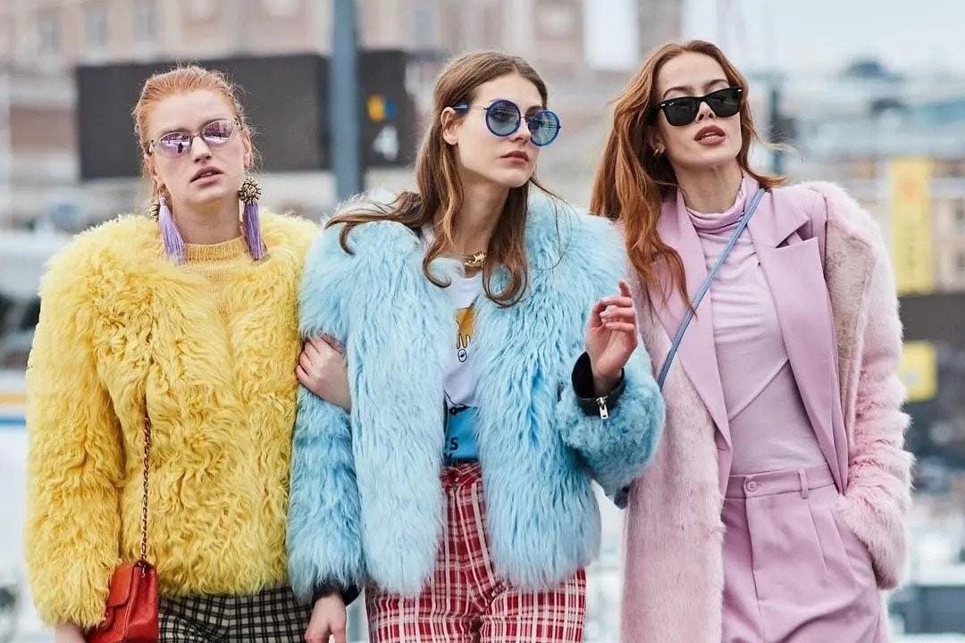 Referensi Gaya Baru Pakai Warna Pastel