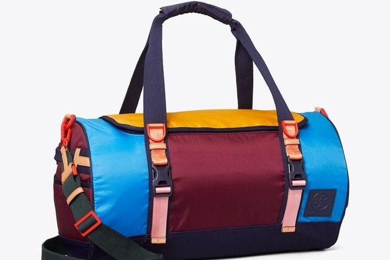 #PopbelaOOTD: Tetap Modis saat Short Gateway Pakai Tas Ini