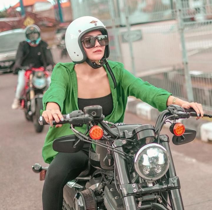 Instagram / Wika Salim