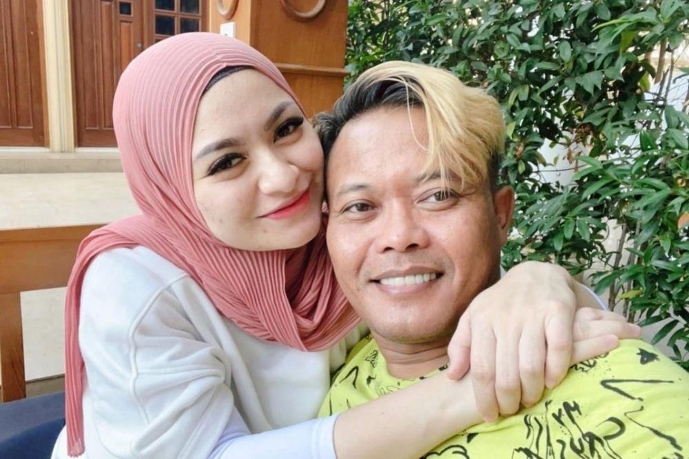 instagram.com/nathalieholscher