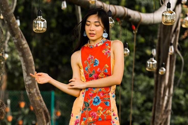 Tetap Trendi, Ini Model Baju Batik Modifikasi untuk Berbagai Occasion