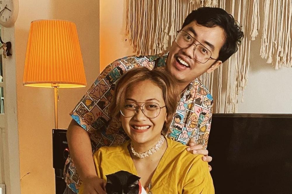 Instagram.com/dennisadhiswara