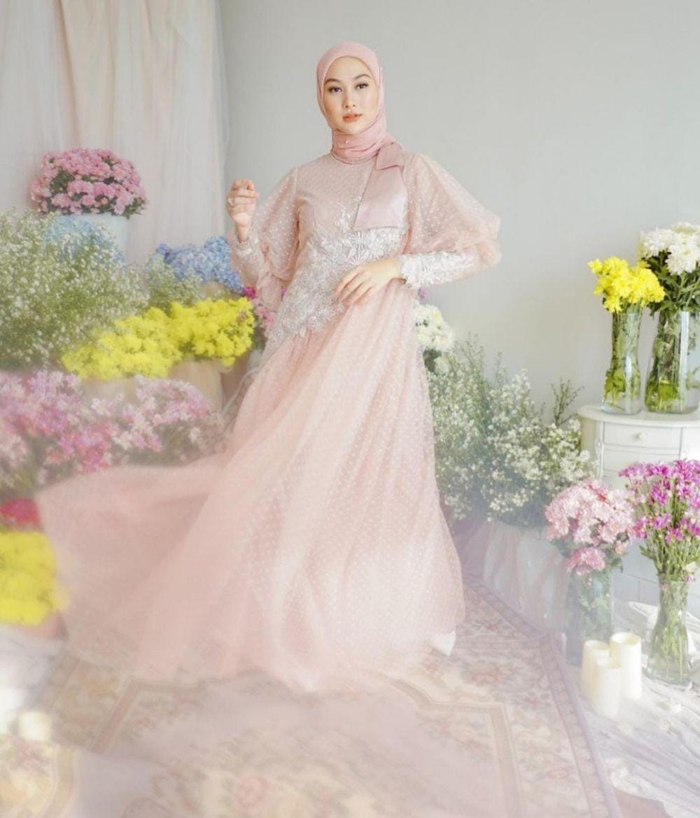 instagram.com/indahnadapuspita