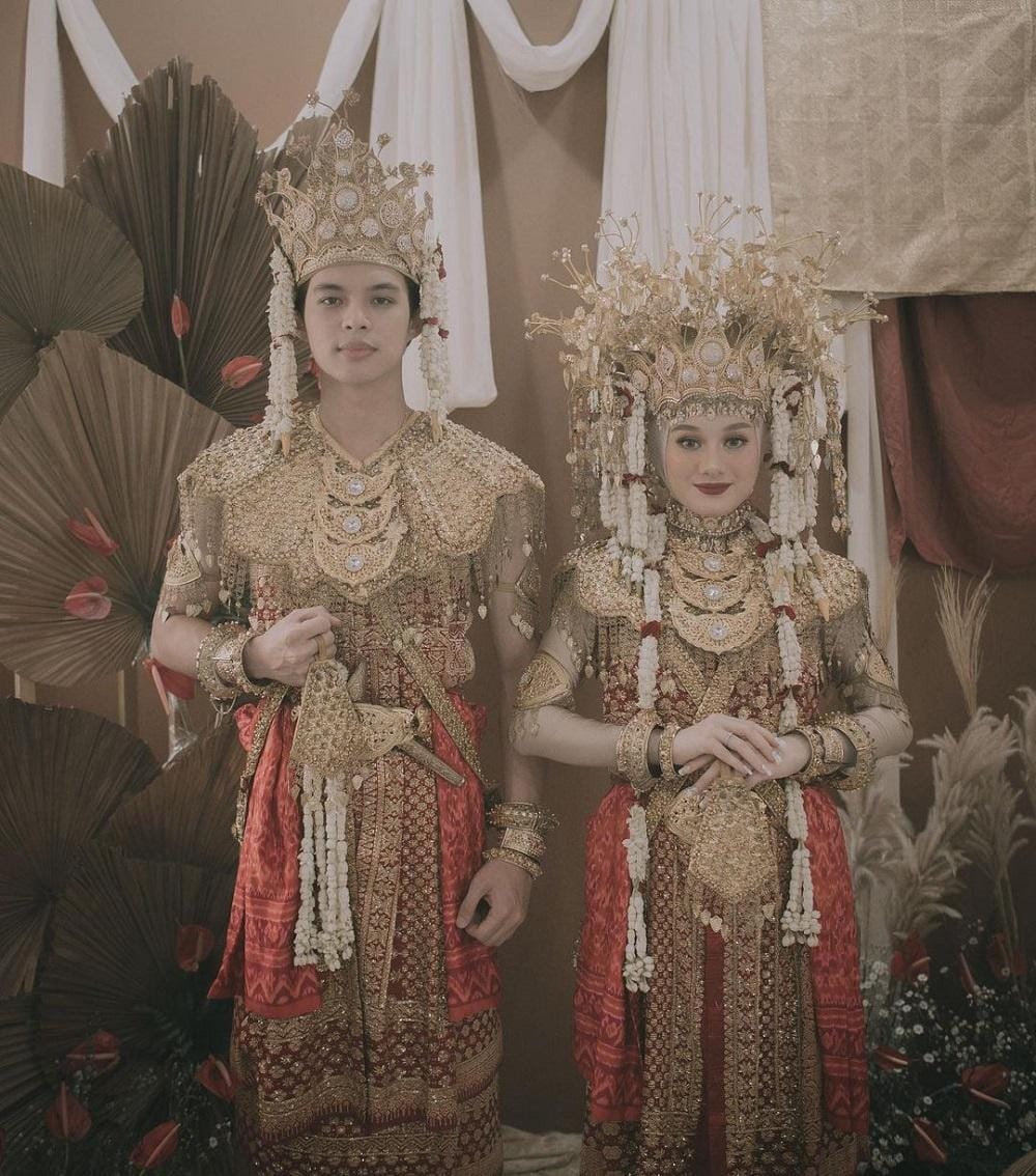 Instagram.com/dindahauw