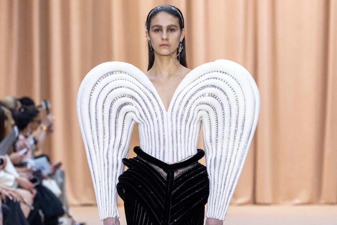 Deretan Koleksi Terbaik Para Desainer di Paris Haute Couture Week 2023