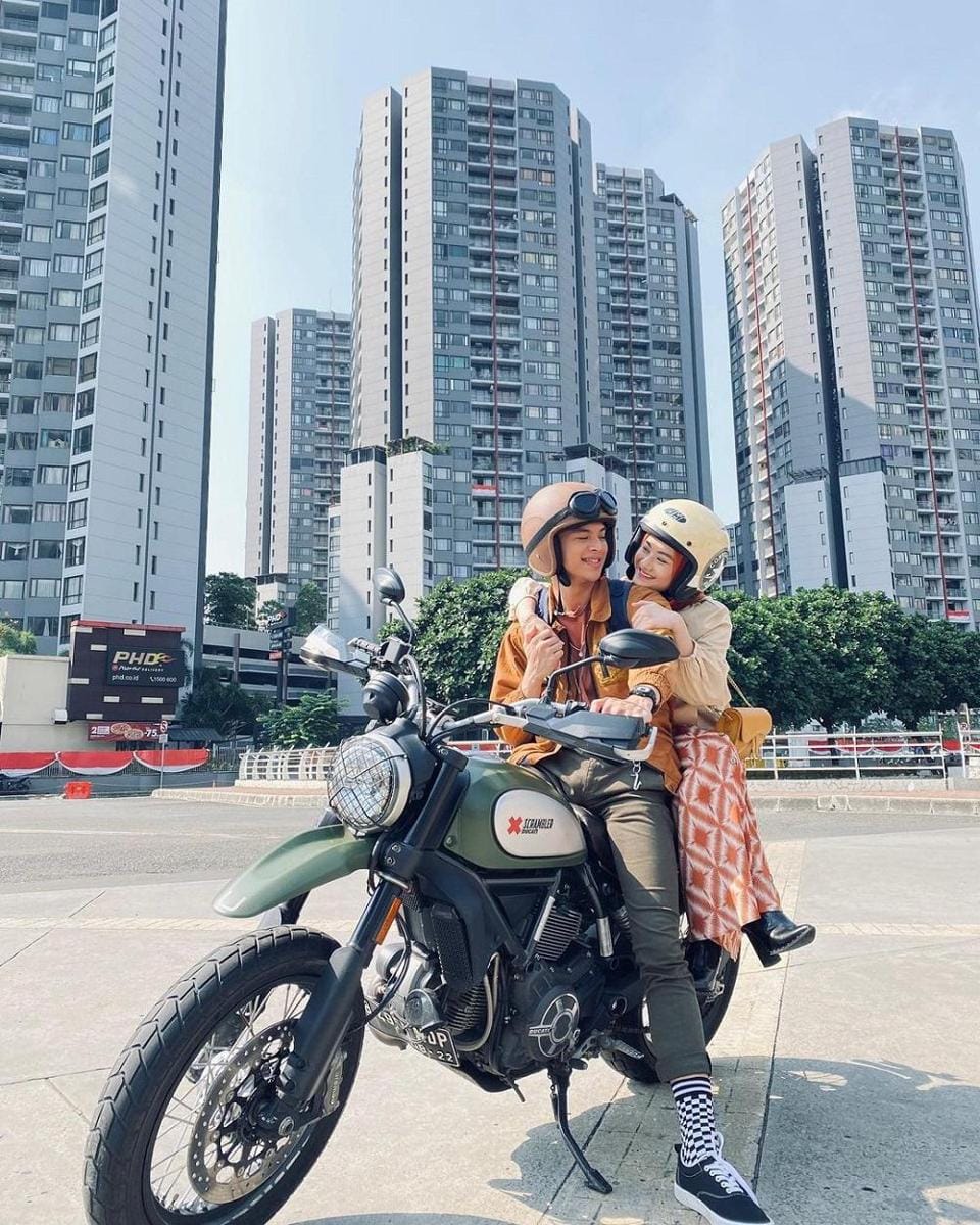 Instagram.com/dindahauw