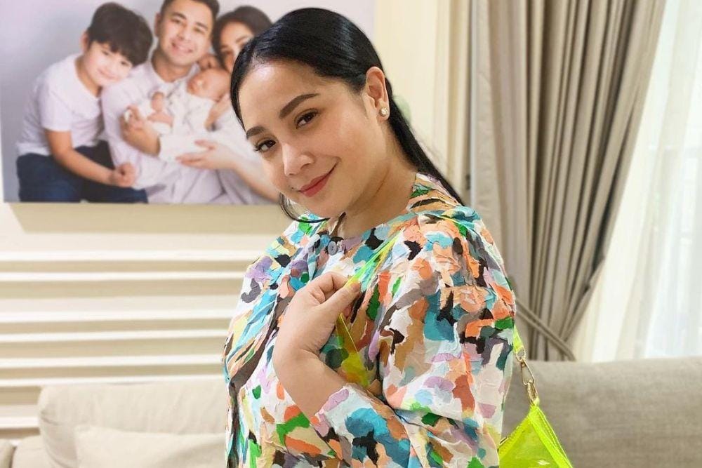 Intip Manisnya Penampilan Istri Presenter Ternama