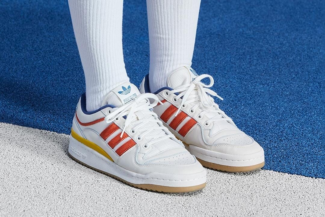 Gaya Sneaker Wood Wood x adidas yang Preppy Ala Tahun 80-an