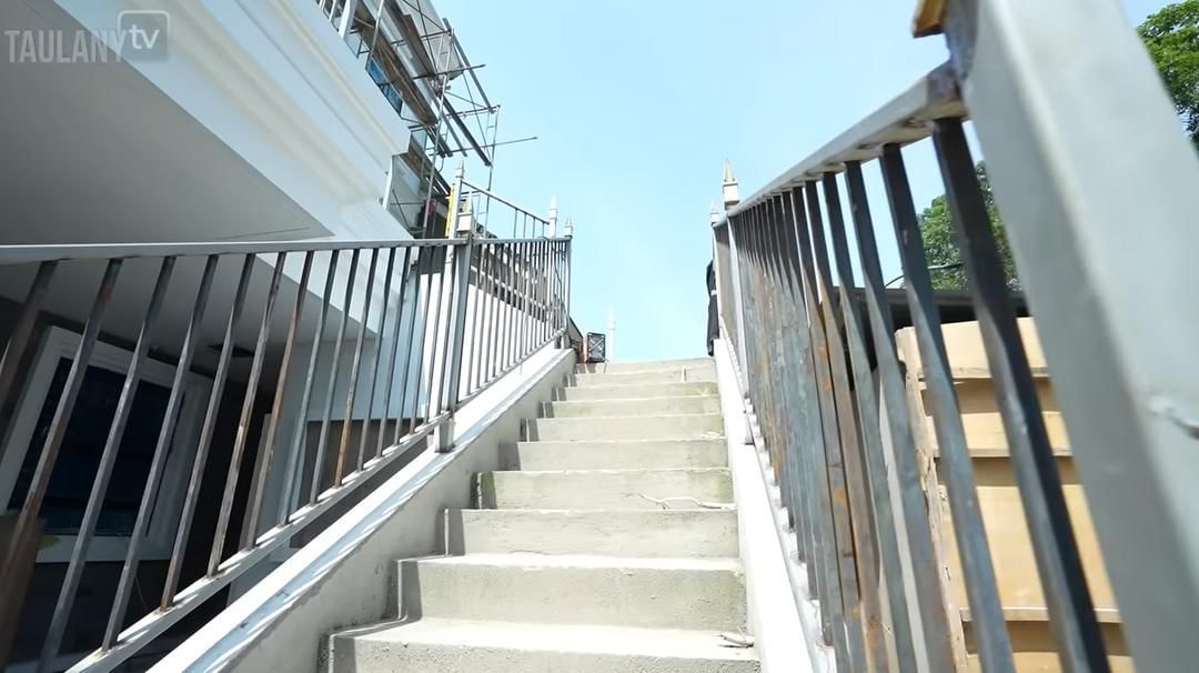 youtube.com/TAULANY TV