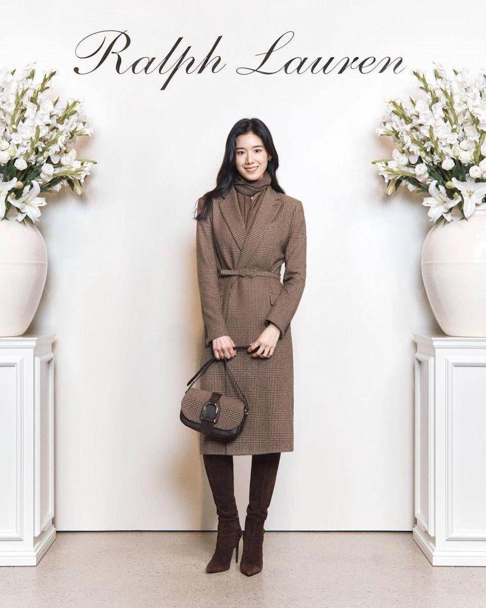 instagram.com/jungeunchae_