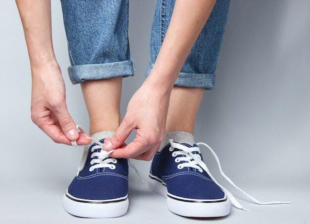 Cara Unik Mengikat Tali Sepatu yang Anti Mainstream